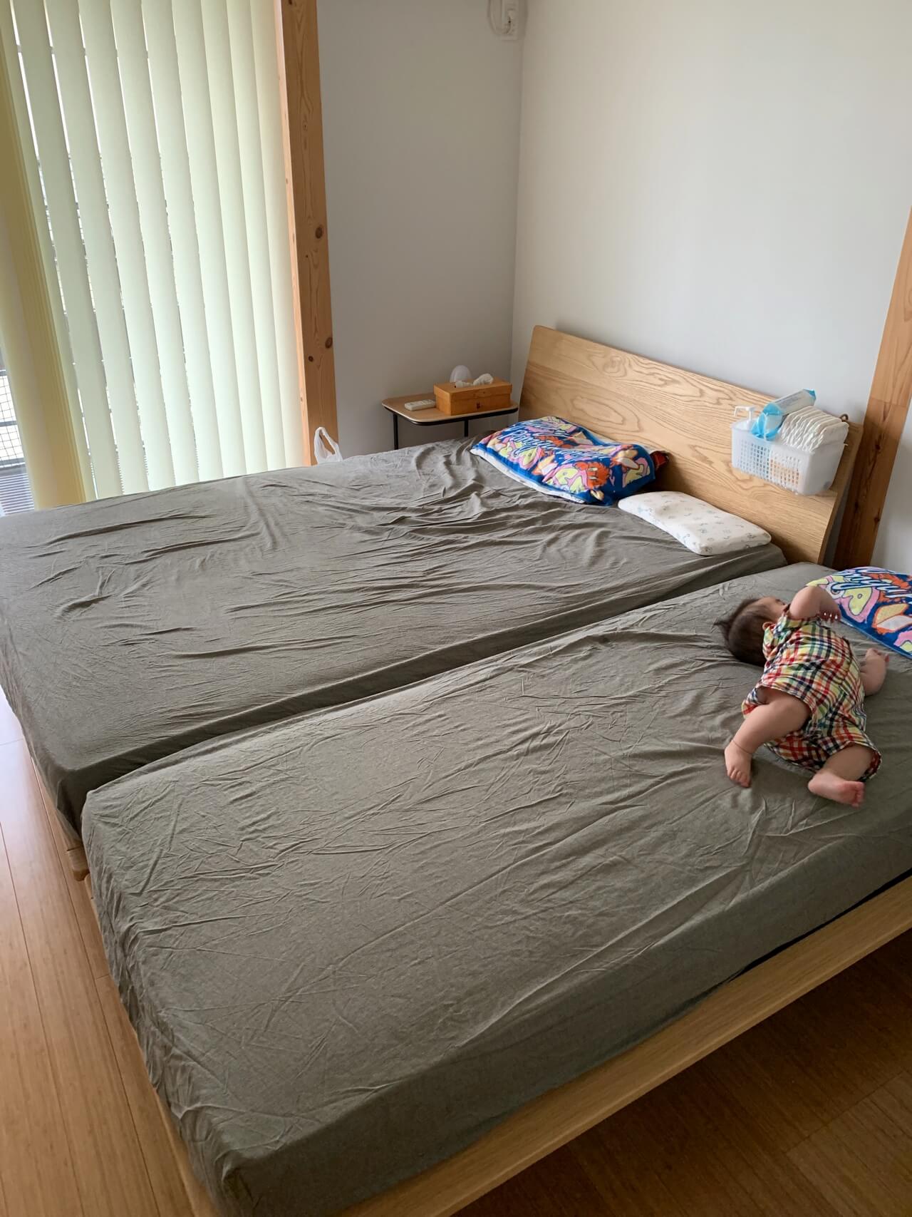 無印のベッドを2台(ダブルとスモール)を繋げて使用！ズレない固定方法 | 無印良品の家のブログ ANNYの木の家